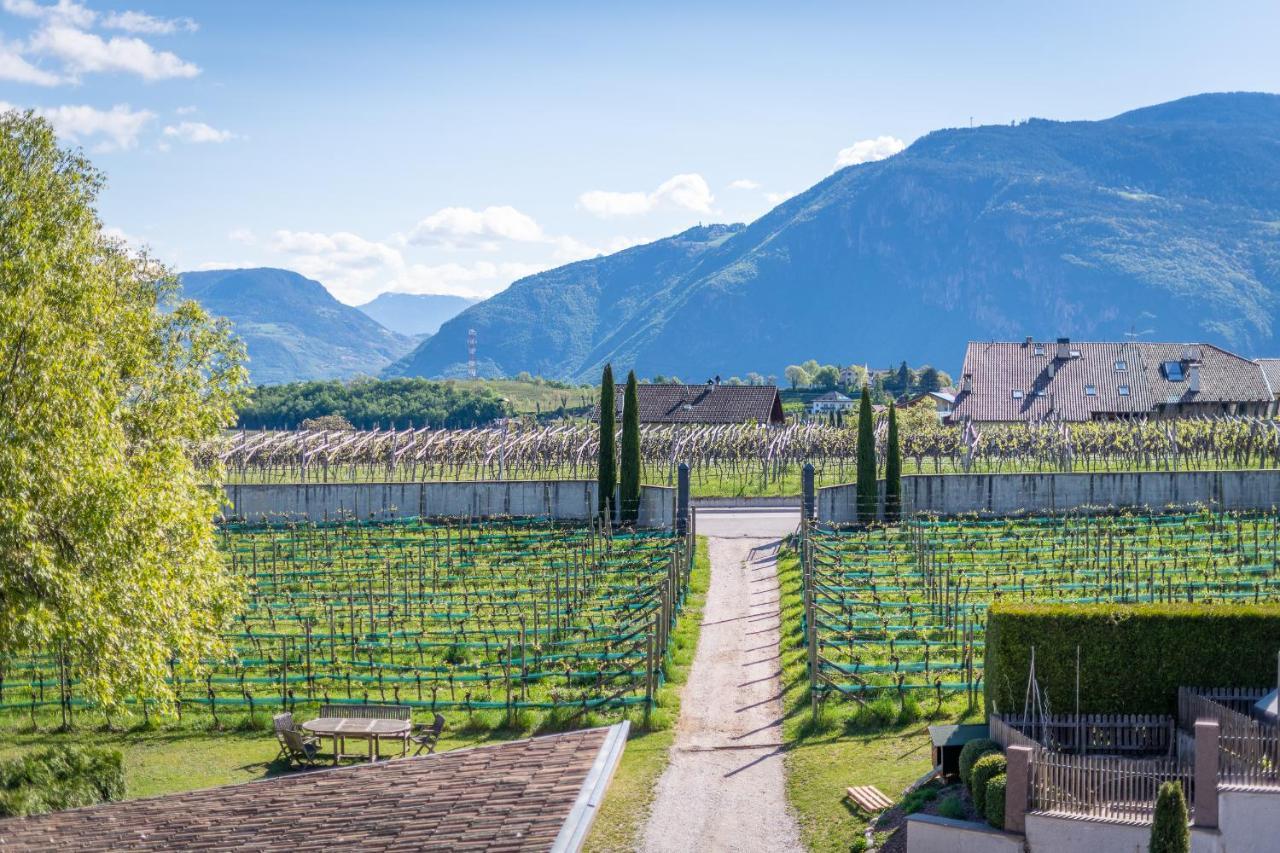 Gloegglhof Apartment Appiano Sulla Strada Del Vino Exterior photo